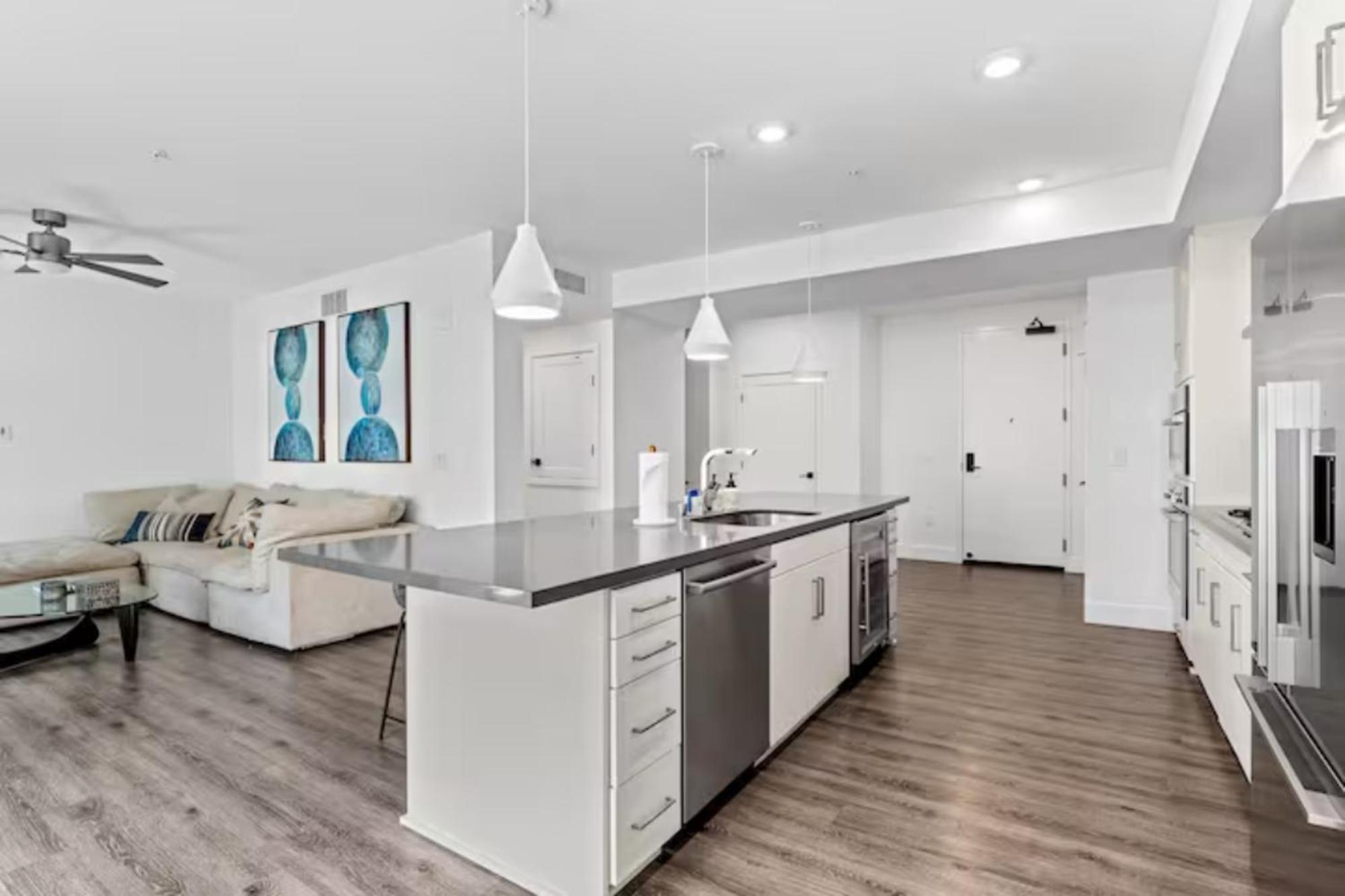 로스앤젤레스 Ruby Tide - Two Floor Airy 2Br Marina Side Exclusive Amenities 아파트 외부 사진